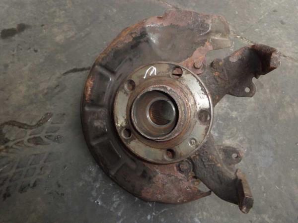 MOYEU AVANT DROIT VW POLO 9N /CROSS POLO/ SEAT IBIZA / CORDOBA/ SKODA FABIA / ROOMSTER - Vue 3